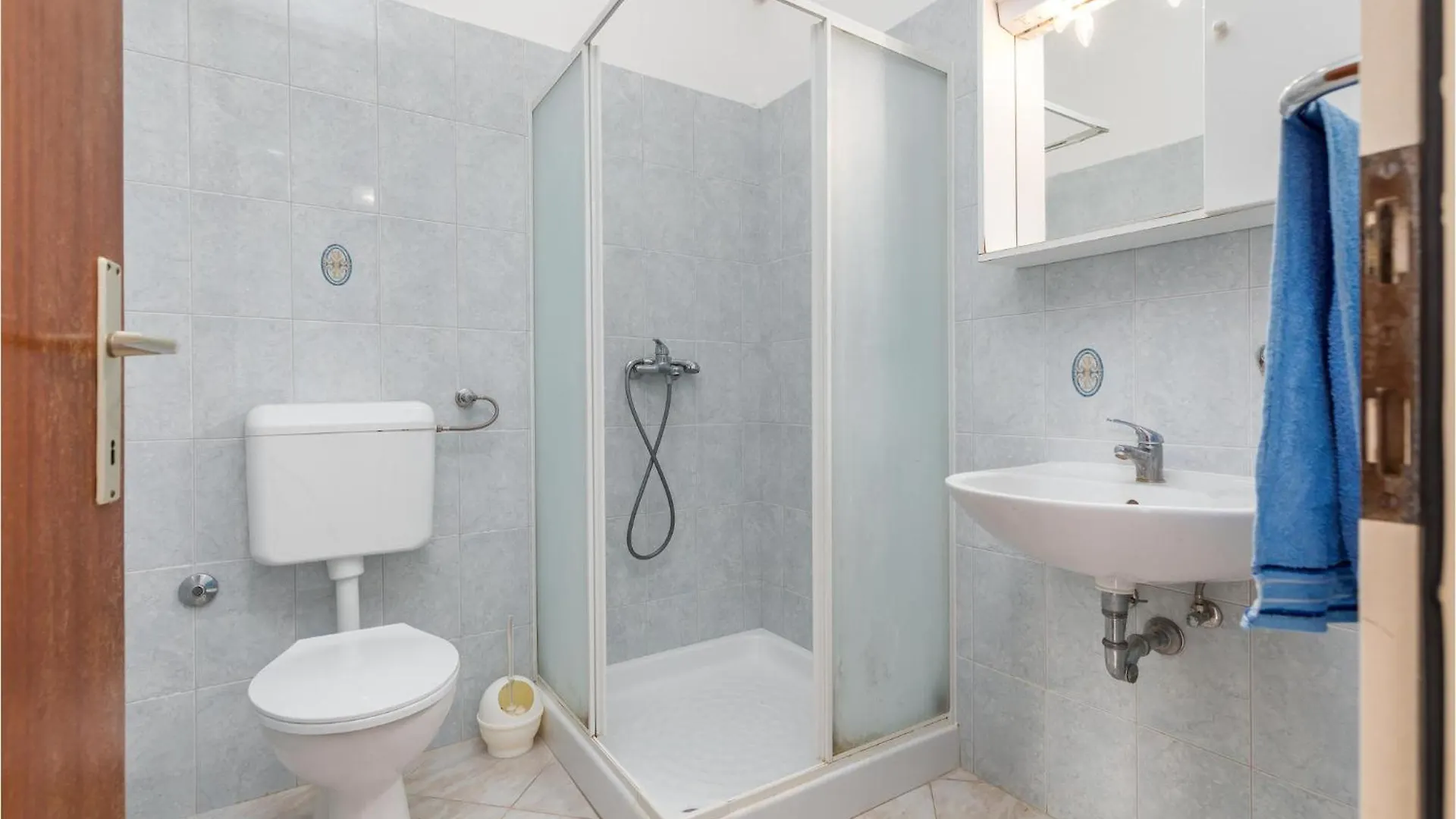 Lovely Apartment In Fazana With Kitchen
